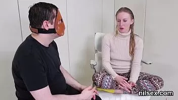 Reproduzir Adolescente Spicy foi internado em asilo anal para tratamento doloroso