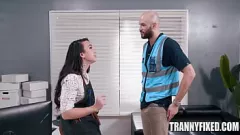 Afspelen Kleine tiener Kasey Kei ervaart hardcore anaal met Cliff Jensen