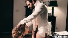 تشغيل شقي شقراء في سن المراهقة تيفاني واتسون مع الثدي الكمال والحمار المثالي يعطي اللسان مذهلة إلى الديك الثابت كبير في هذا الفيديو الإباحية في سن المراهقة المتشددين