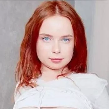 Porno Yıldızı Luna Haze