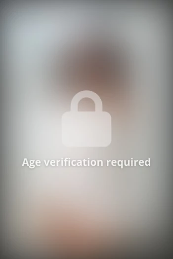 Pornoster Raquel Devine